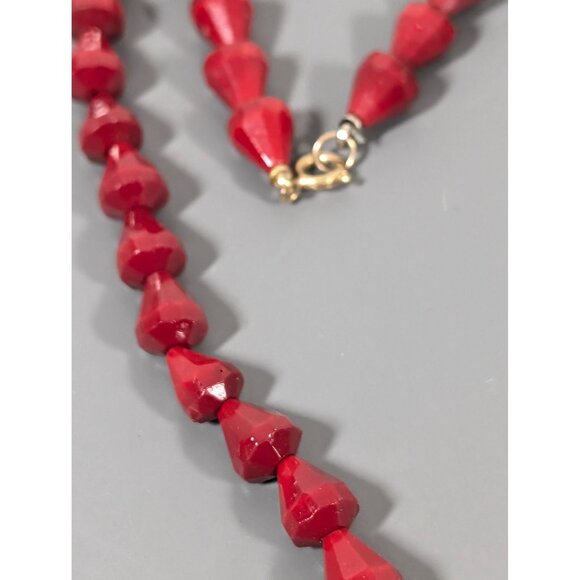Vintage Red Faceted Glass Teardrop Beaded Strand Necklace 22" MCM - Picture 5 of 8
